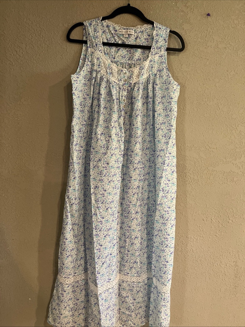 Eileen West Blue and White Floral Cotton Chemise with Lace Trim